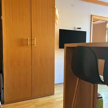 U245 In Vucko - Private Host Apartman